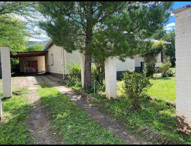 5 BEDROOM HOUSE FOR SALE IN BALMORAL